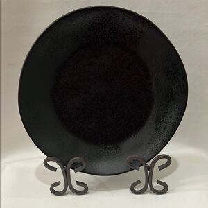 Crate&Barrel Marin Black Dinner Plate Portugal 10 1/2 In Round 1 1/2 In Tall